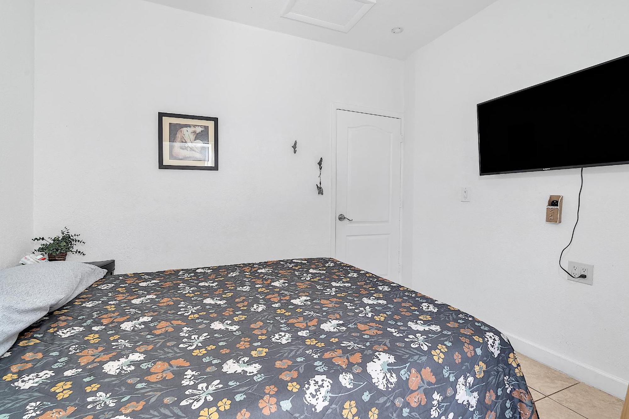Private Room In Little Havana Miami Eksteriør billede